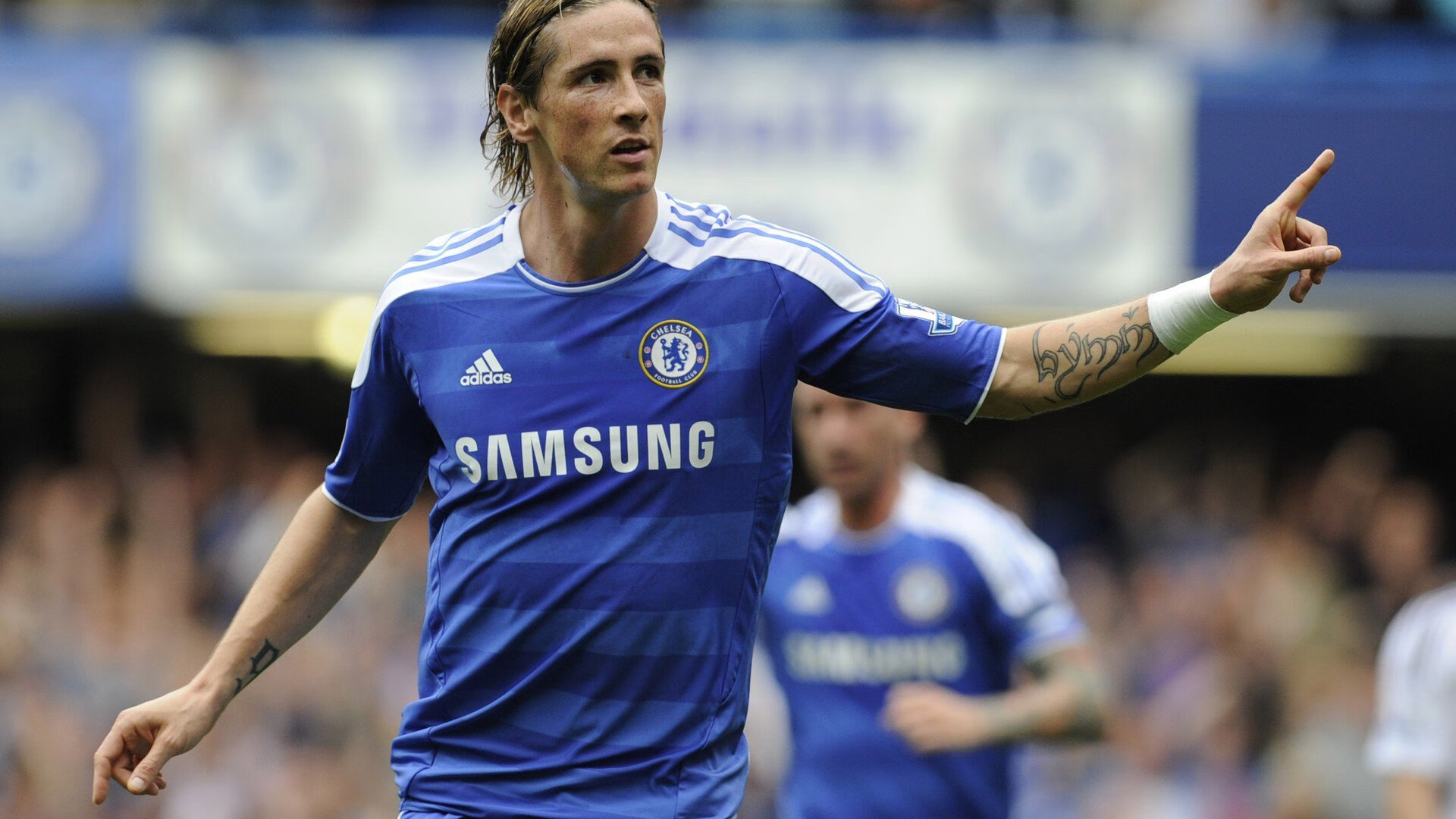 球迷狂欢：现场气氛最高的五大战役推荐，主场气氛最好的球队